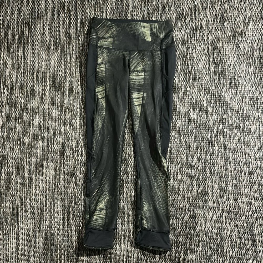 Lululemon Fresh Mesh Run Crop legging